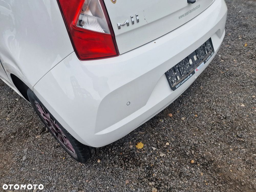 Zderzak  tył  seat  mii  skoda  citigo  w kolorze  LB9A - 2