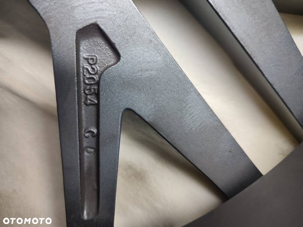 FELGI ALUMINIOWE KOMPLET 18 8J 5X112 66,6 45  VW GOLF VII (5G1, BQ1, BE1, BE2) 2012 - 2022 1.6 TDI - 9