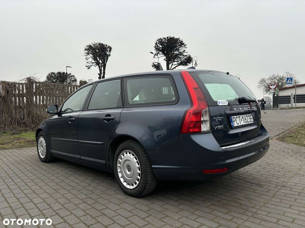 Volvo V50 1.6 Momentum - 7