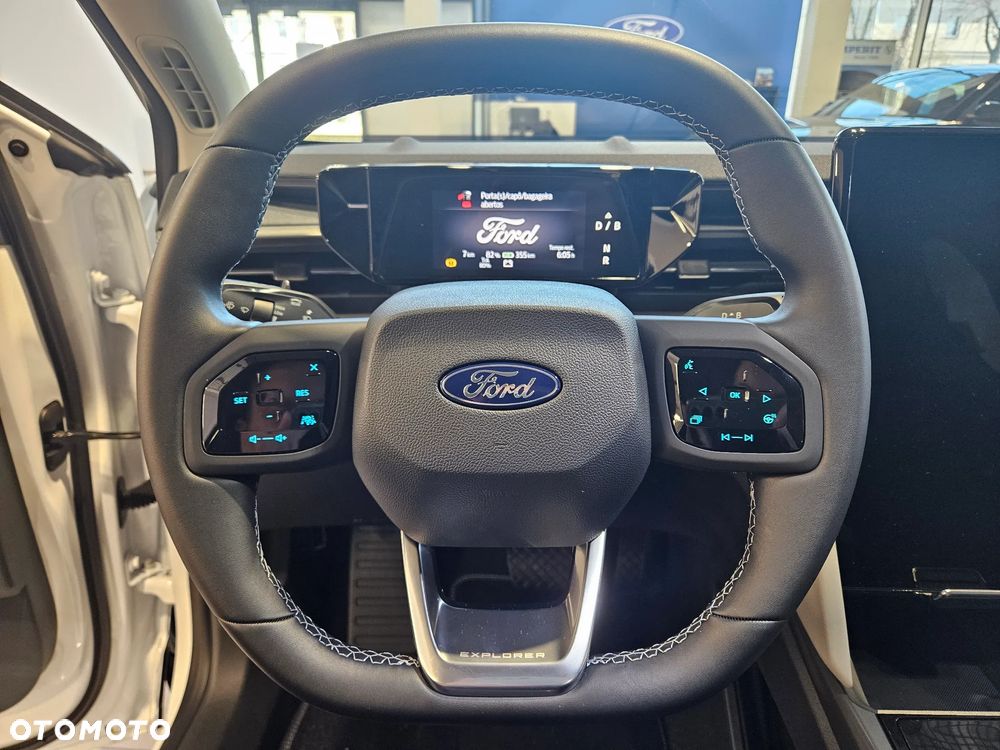 Ford Explorer 77kWh RWD - 29