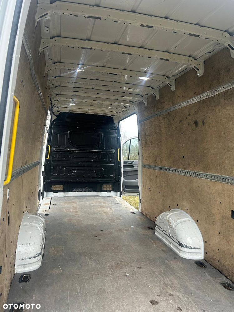 Volkswagen Crafter - 15