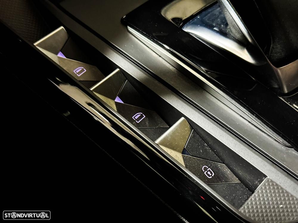 DS DS3 Crossback E-TENSE PERFORMANCE LINE + - 38