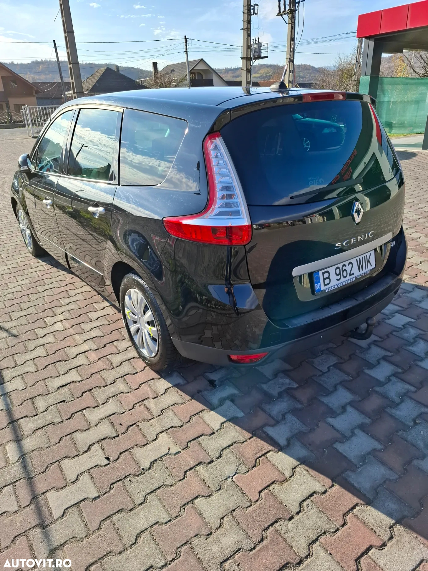 Renault Grand Scenic dCi 130 FAP Bose Edition - 4