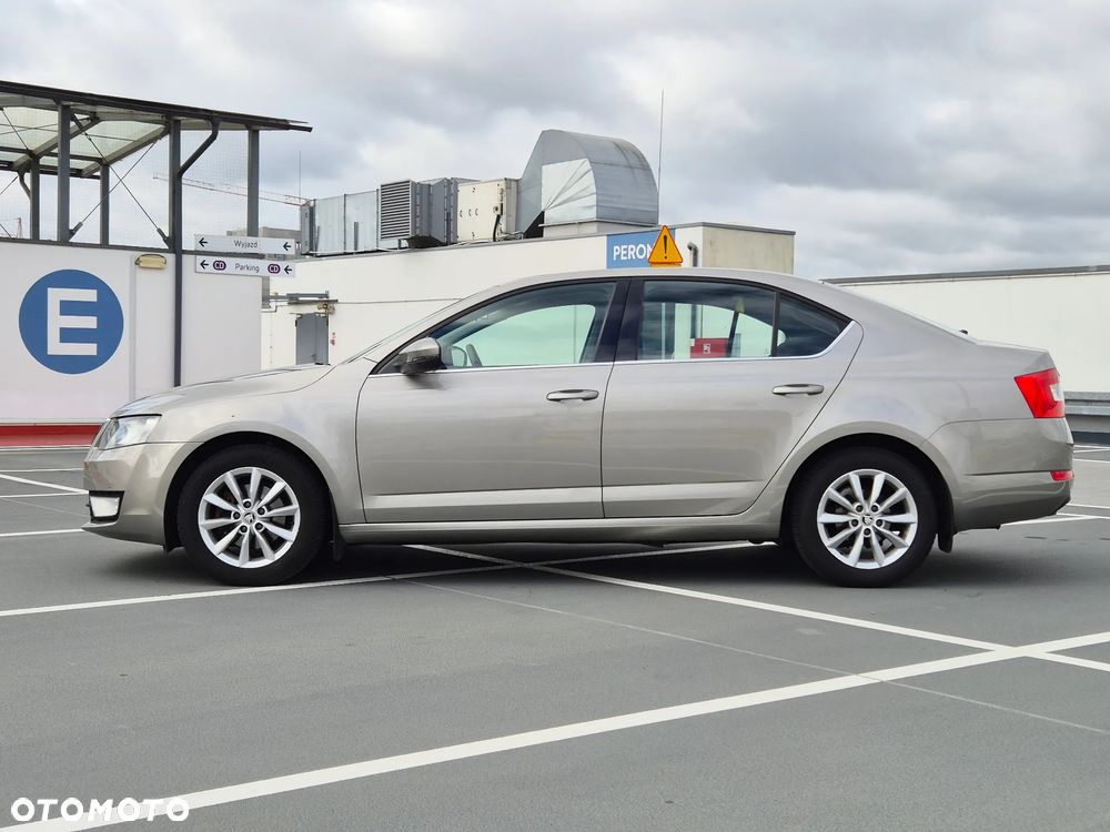 Skoda Octavia 1.4 TSI Ambition - 4
