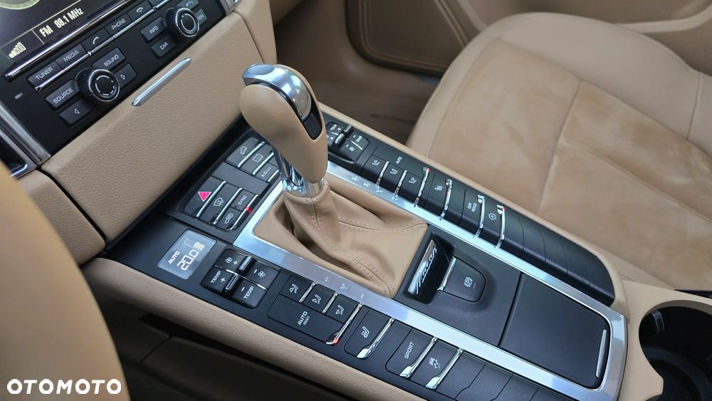 Porsche Macan S PDK - 34