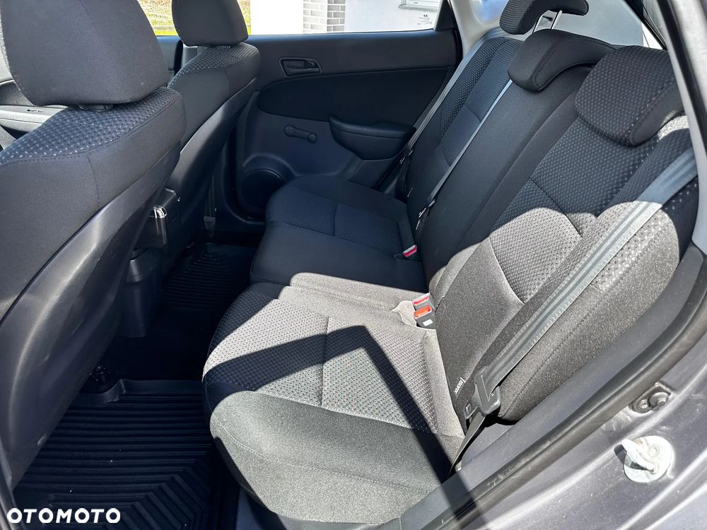 Hyundai i30 1.4 Blue Comfort - 22