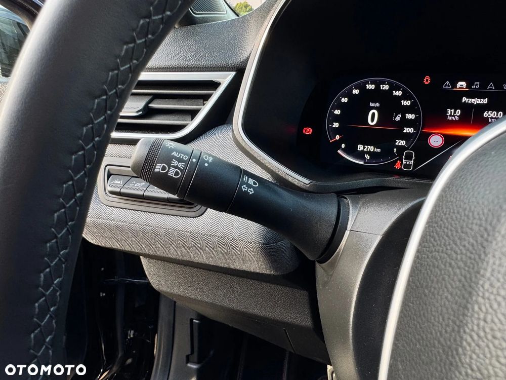 Renault Clio TCe 90 TECHNO - 17