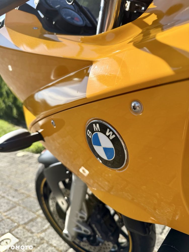BMW F - 9