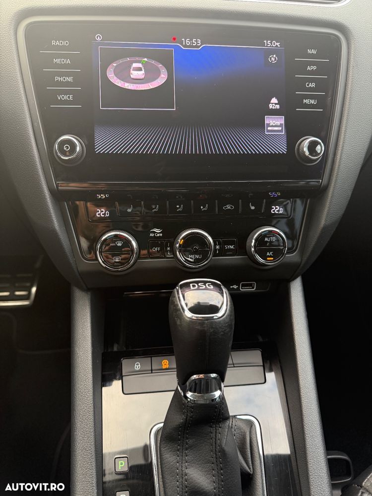 Skoda Octavia 2.0 TDI DSG Ambition - 31