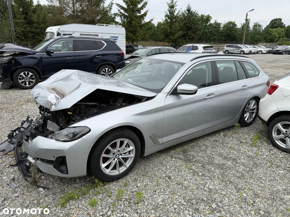 BMW Seria 5 530d xDrive mHEV Luxury Line sport - 2