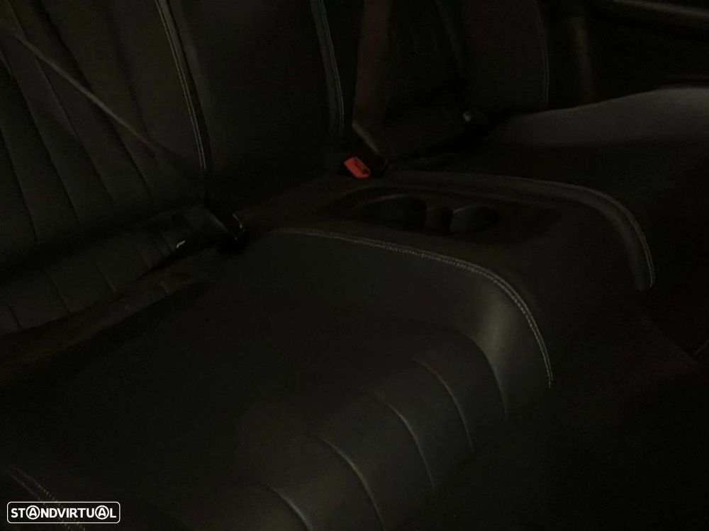 Mercedes-Benz E 300 - 16