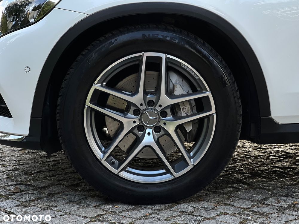 Mercedes-Benz GLC 250 4-Matic - 22