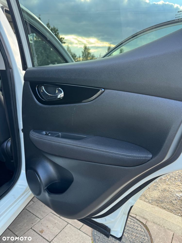 Nissan Qashqai - 24
