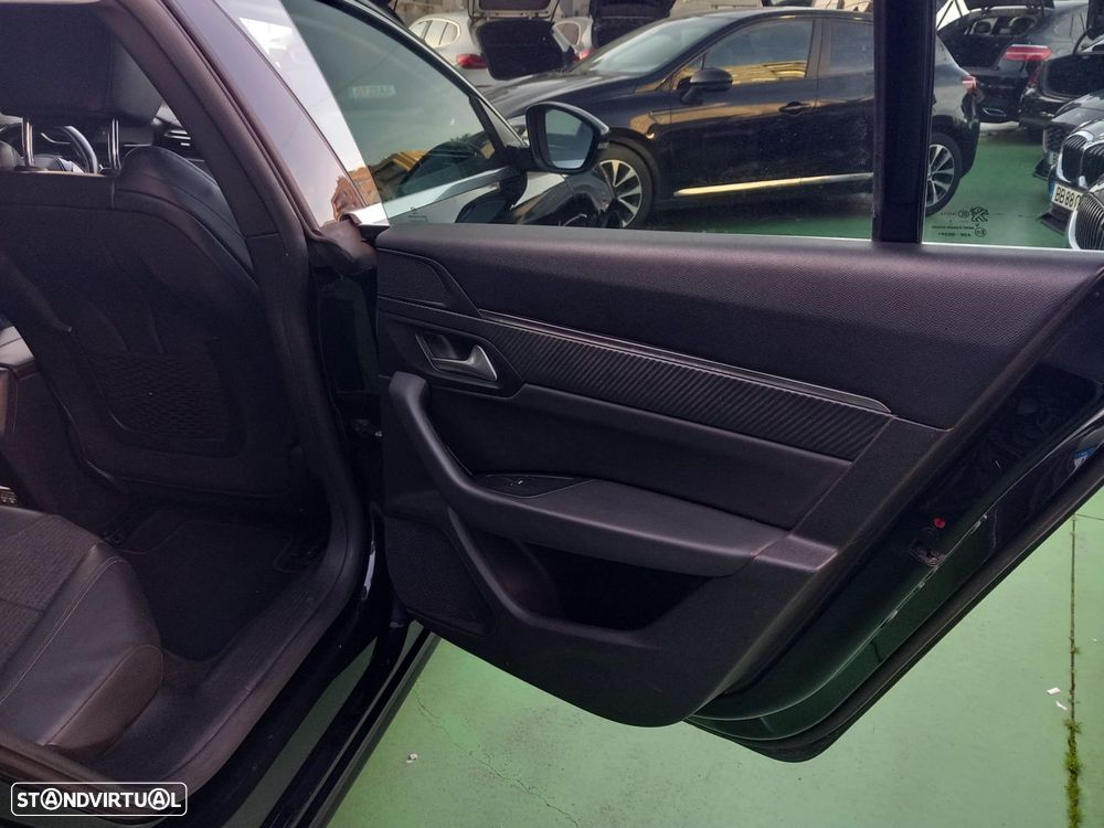 Peugeot 508 SW 1.5 BlueHDi Allure EAT8 - 23