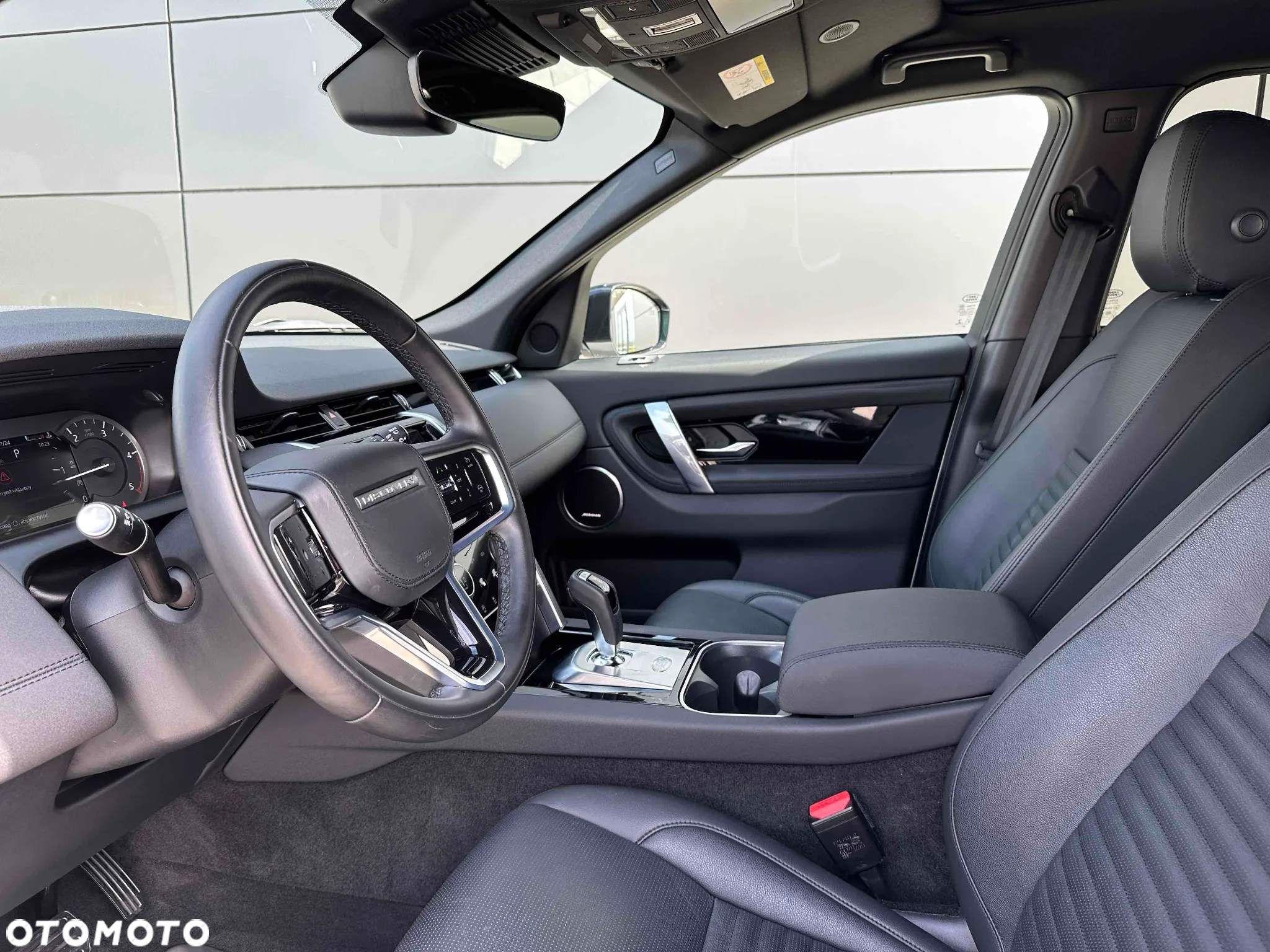 Land Rover Discovery Sport - 6