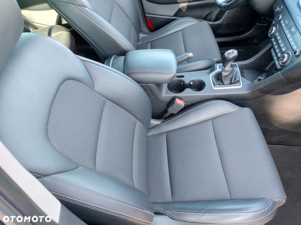 Kia Sportage 1.6 CRDI 2WD SPIRIT - 28
