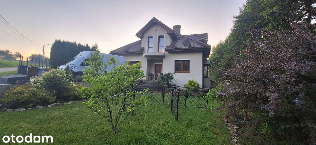 Dom 143 m2 + garaż 24 + piw. 53m3, 2xbud.gosp: 70 m2 / działka 1500m2