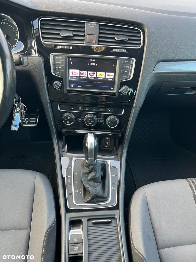 Volkswagen Golf VII 2.0 TDI BMT Highline DSG - 15