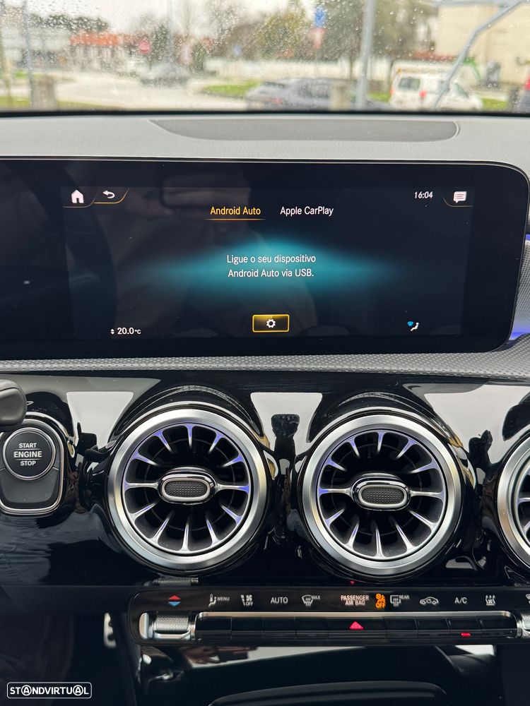 Mercedes-Benz CLA 250 e 8G-DCT AMG Line - 28