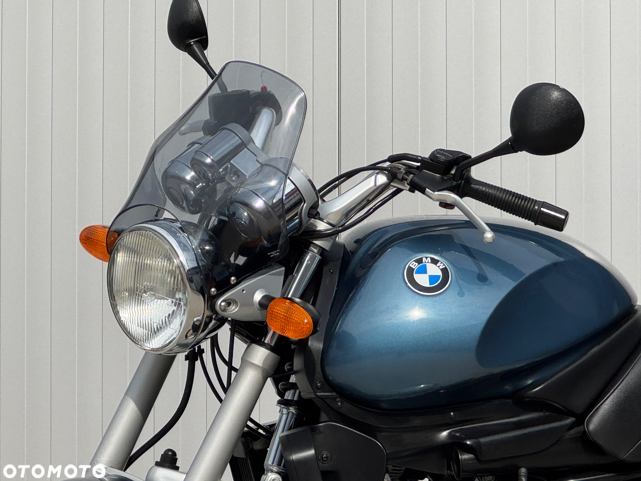 BMW R - 19