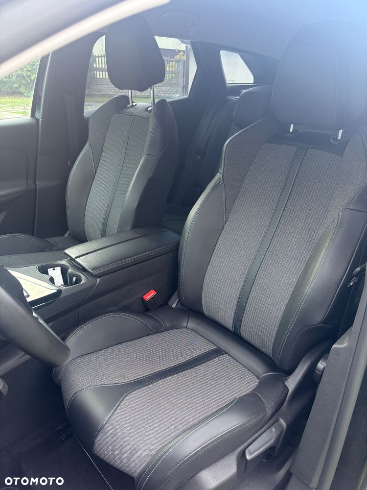 Peugeot 3008 BlueHDi 130 Stop & Start EAT8 Allure - 19