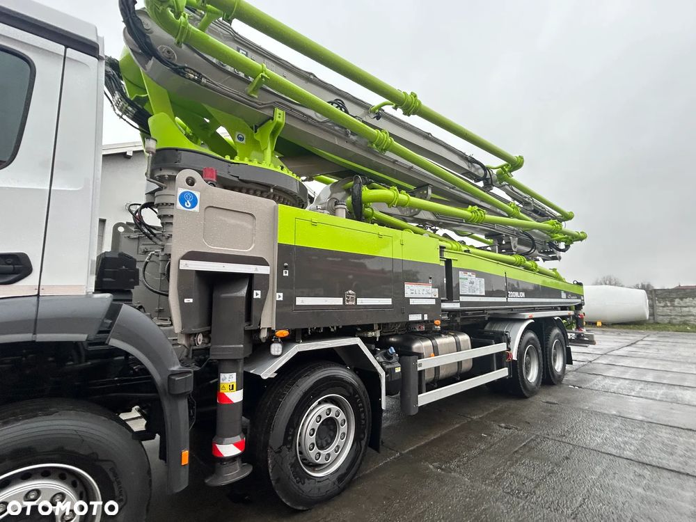 Mercedes-Benz 4446 - 4