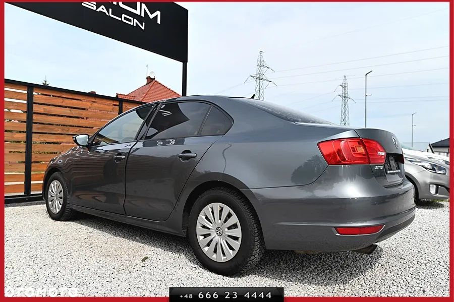 Volkswagen Jetta 1.2 TSI BlueMotion Technology Comfortline - 9