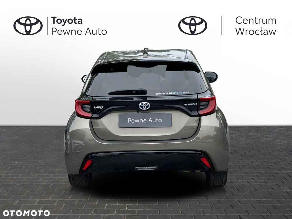 Toyota Yaris - 4