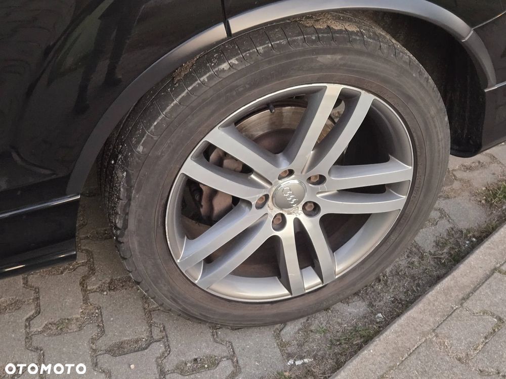 Audi Q7 - 10