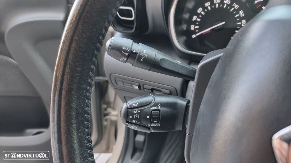 Citroën C3 Aircross 1.2 PureTech Shine - 17