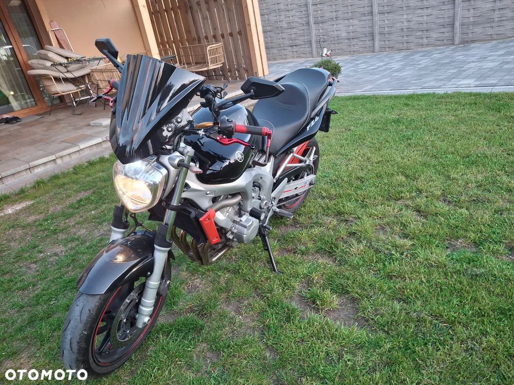 Yamaha FZ6 - 6
