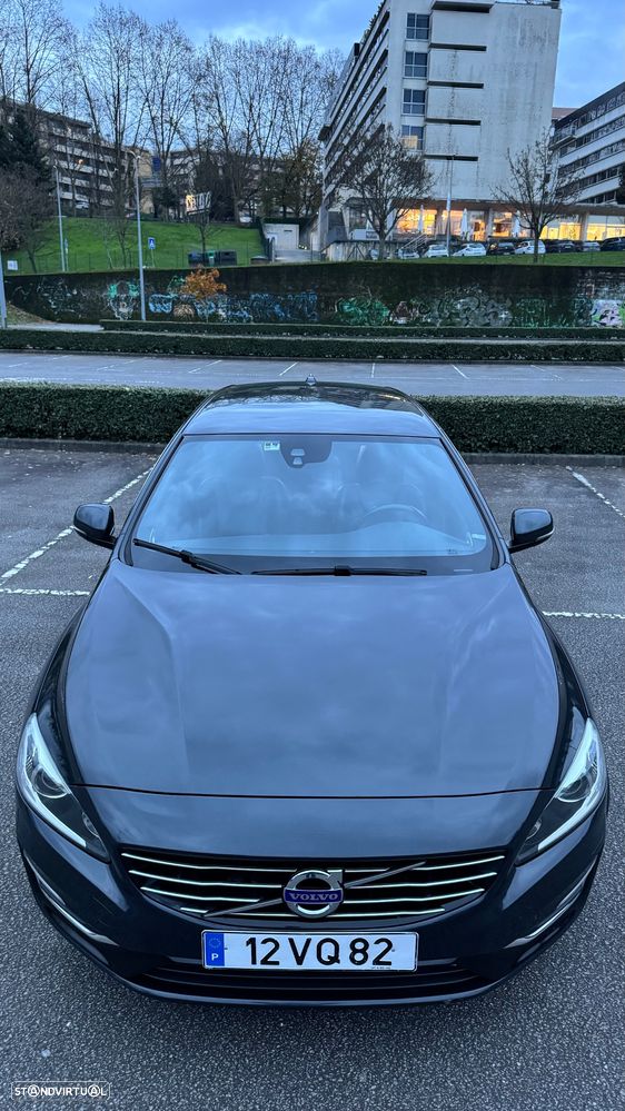 Volvo V60 D6 Plug-In-Hybrid AWD Geartronic Momentum - 8