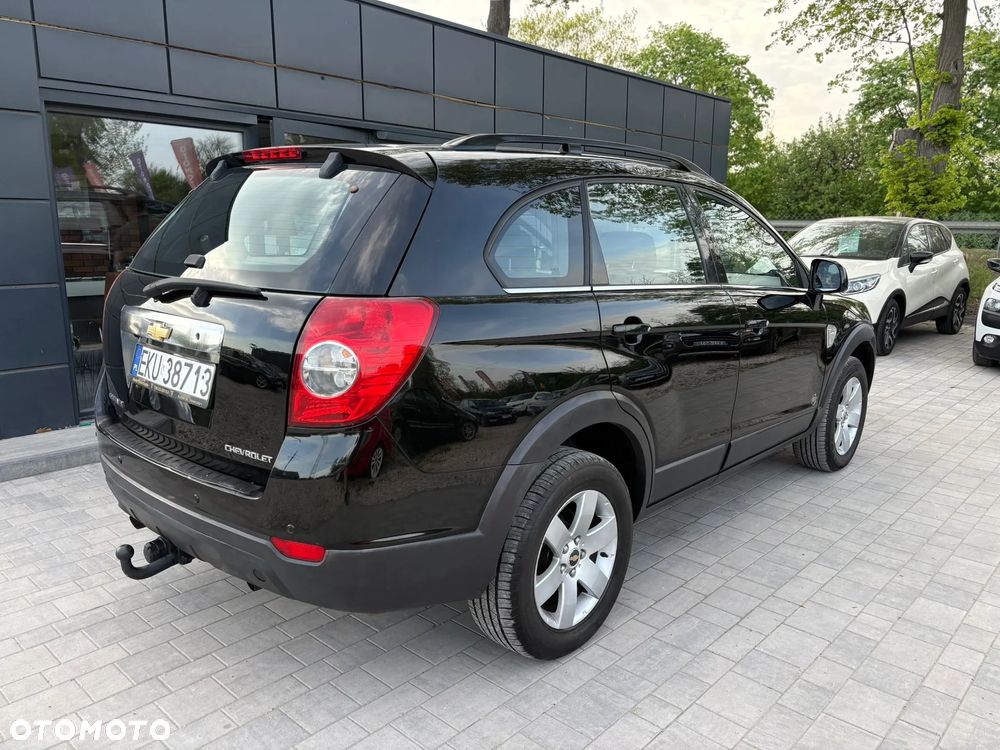 Chevrolet Captiva 2.4 4WD 7 Sitzer LT - 6