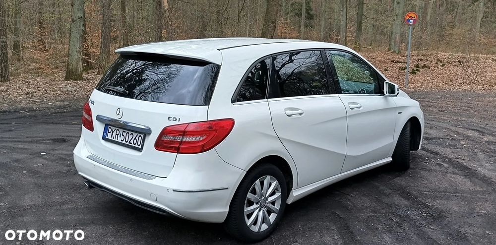 Mercedes-Benz Klasa B 180 CDI (BlueEFFICIENCY) 7G-DCT - 5