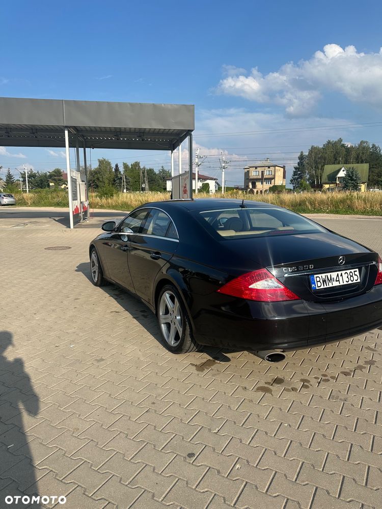 Mercedes-Benz CLS 500 - 6
