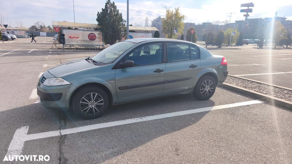 Renault Megane II Sedan 1.6 Influence - 1
