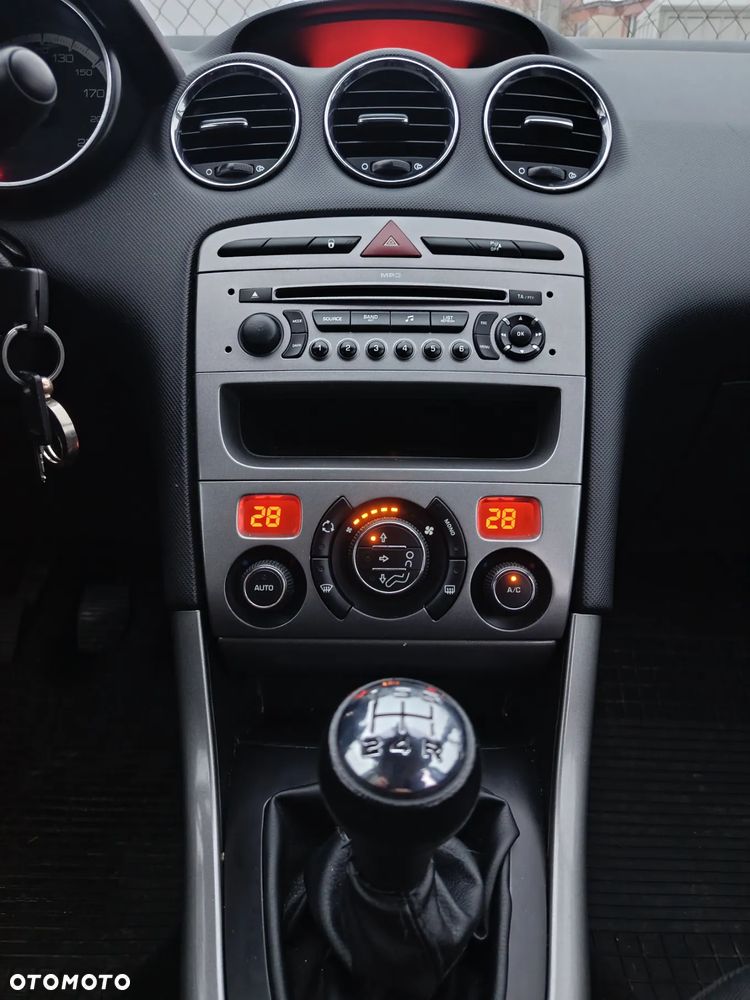 Peugeot 308 1.6 Trendy - 11