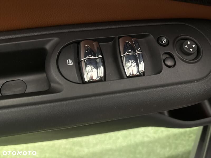 MINI John Cooper Works ALL4 sport - 12