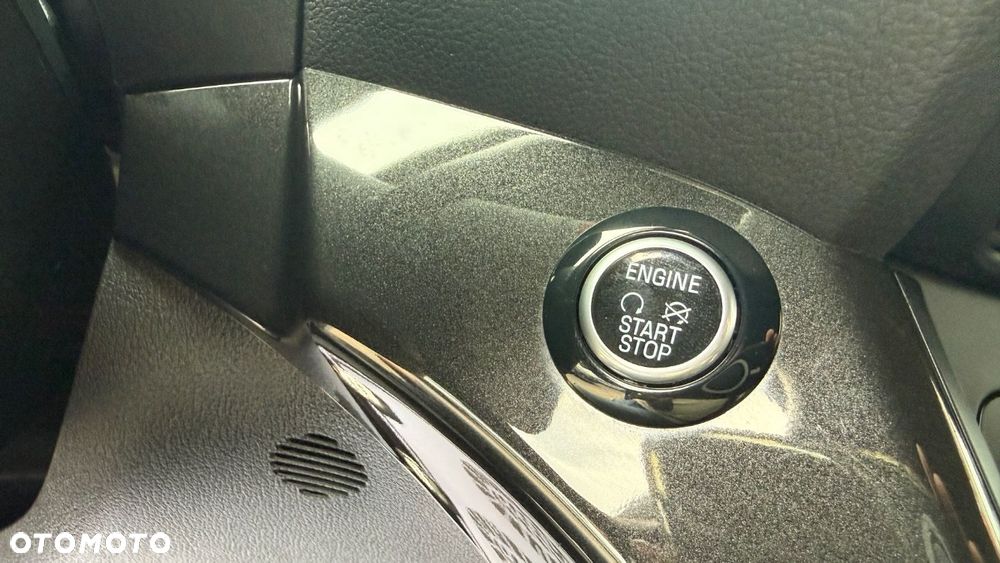 Ford Kuga - 31