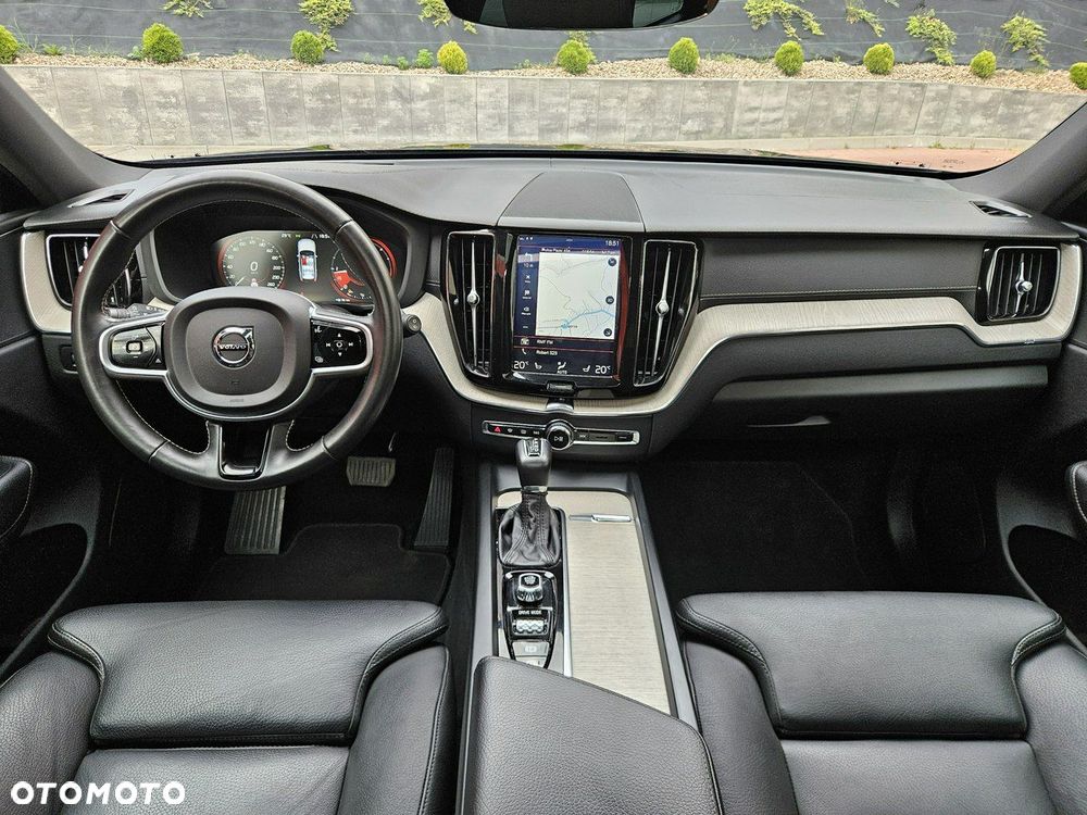 Volvo XC 60 - 24