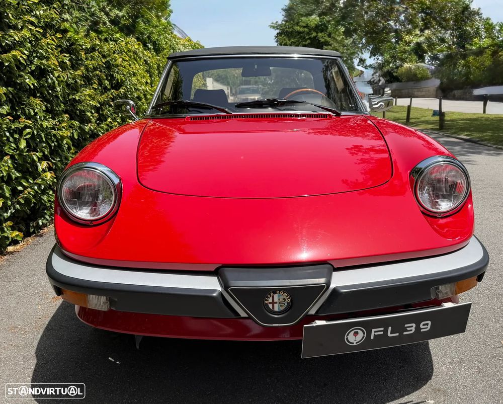Alfa Romeo Spider 1.6 - 8