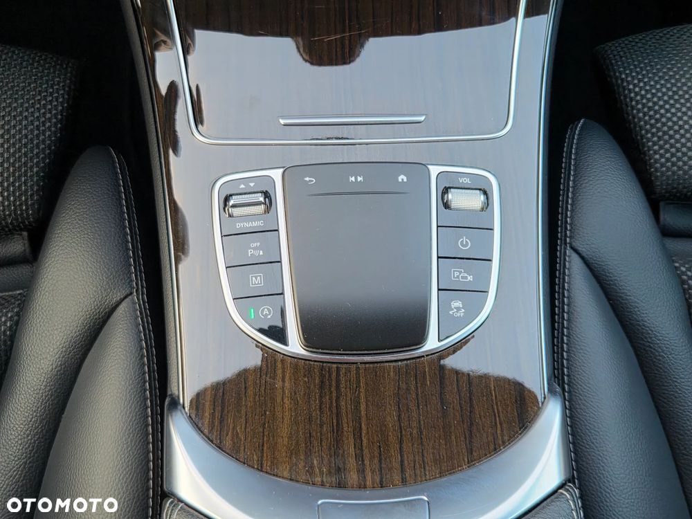 Mercedes-Benz GLC 200 4-Matic - 11