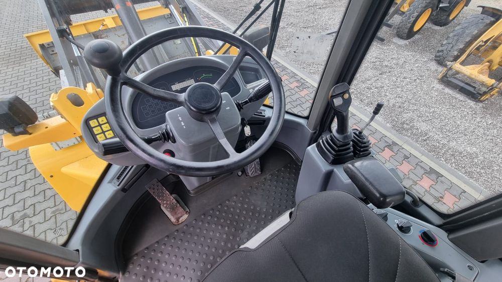 Volvo L35B-Z/S 5821Mth/ Maszyna sprowadzona z Szwaicari/ - 22