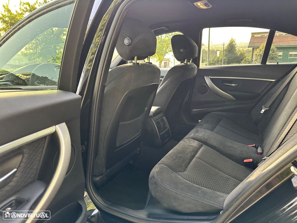 BMW 320 d Pack M Shadow Auto - 24