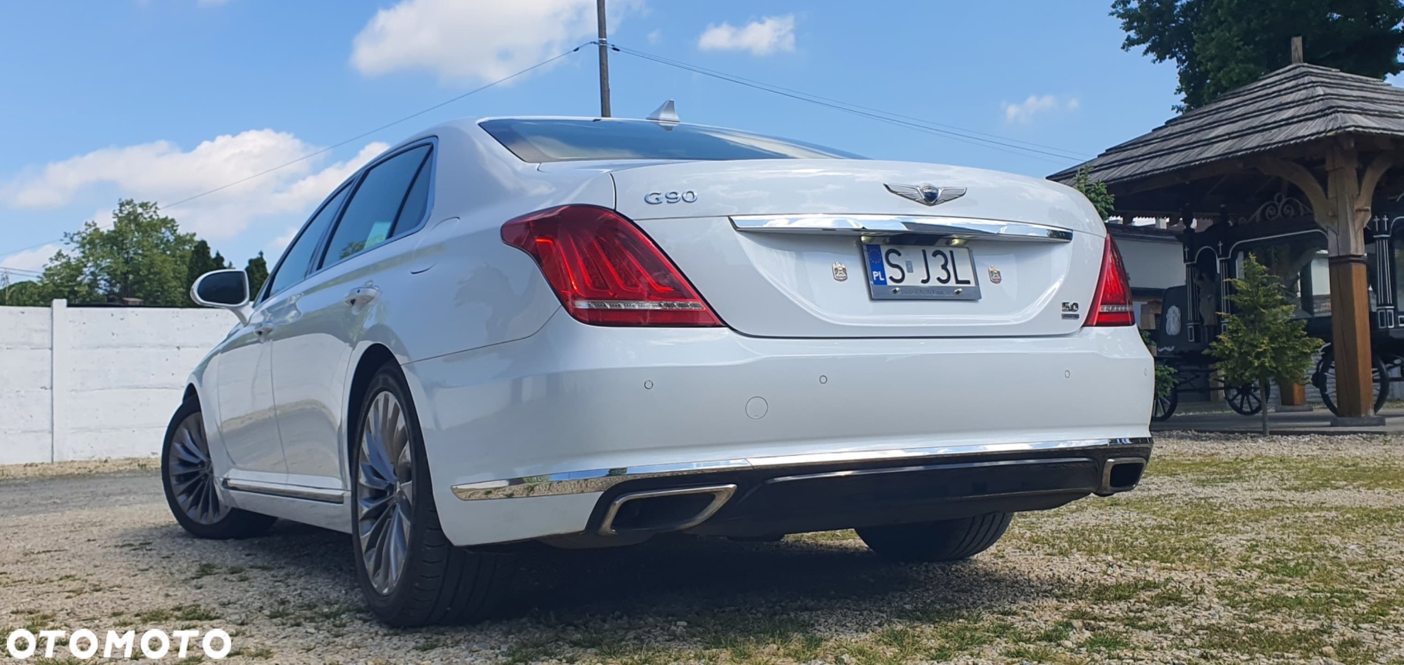 Hyundai Genesis - 7