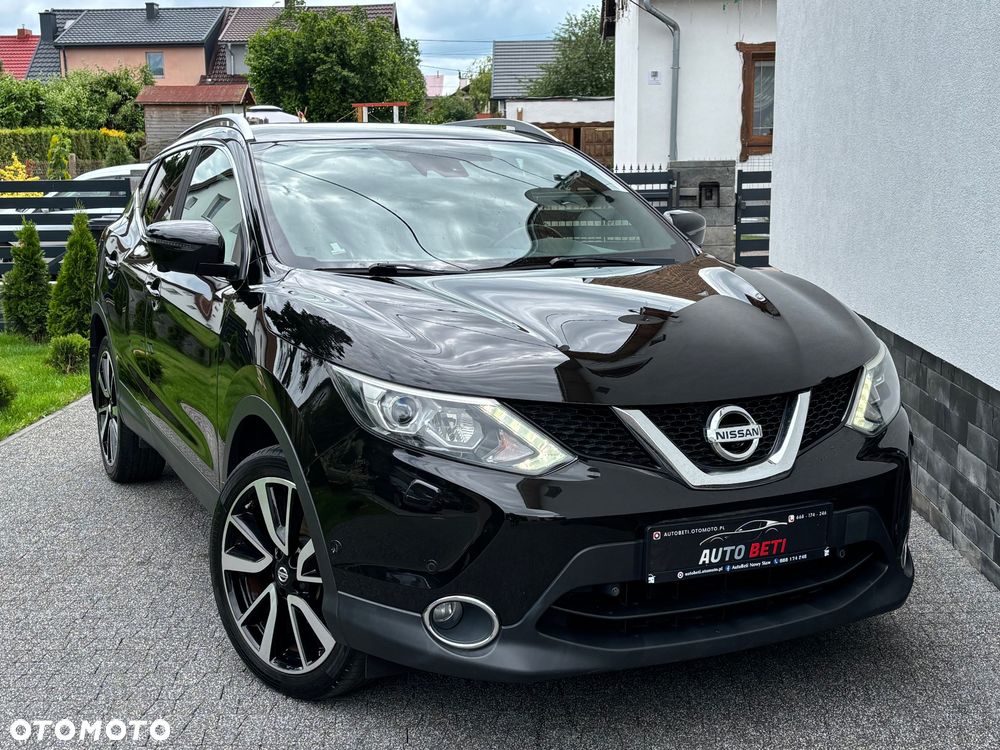 Nissan Qashqai 1.6 DIG-T Tekna - 1