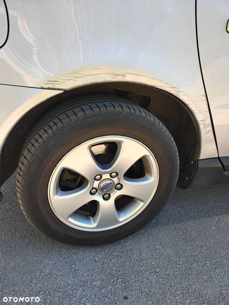Volvo V70 2.0D Kinetic - 32