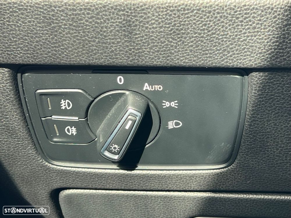VW Passat 2.0 TDI Highline DSG - 22