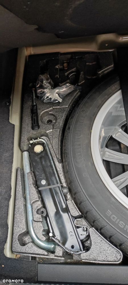 Volkswagen Passat 2.0 TDI 4Mot Highline DSG - 19