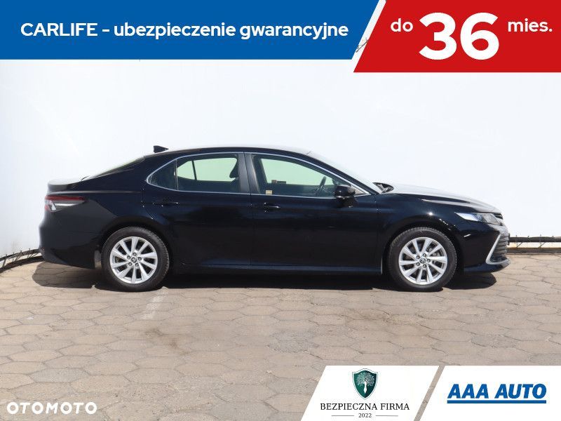 Toyota Camry - 8